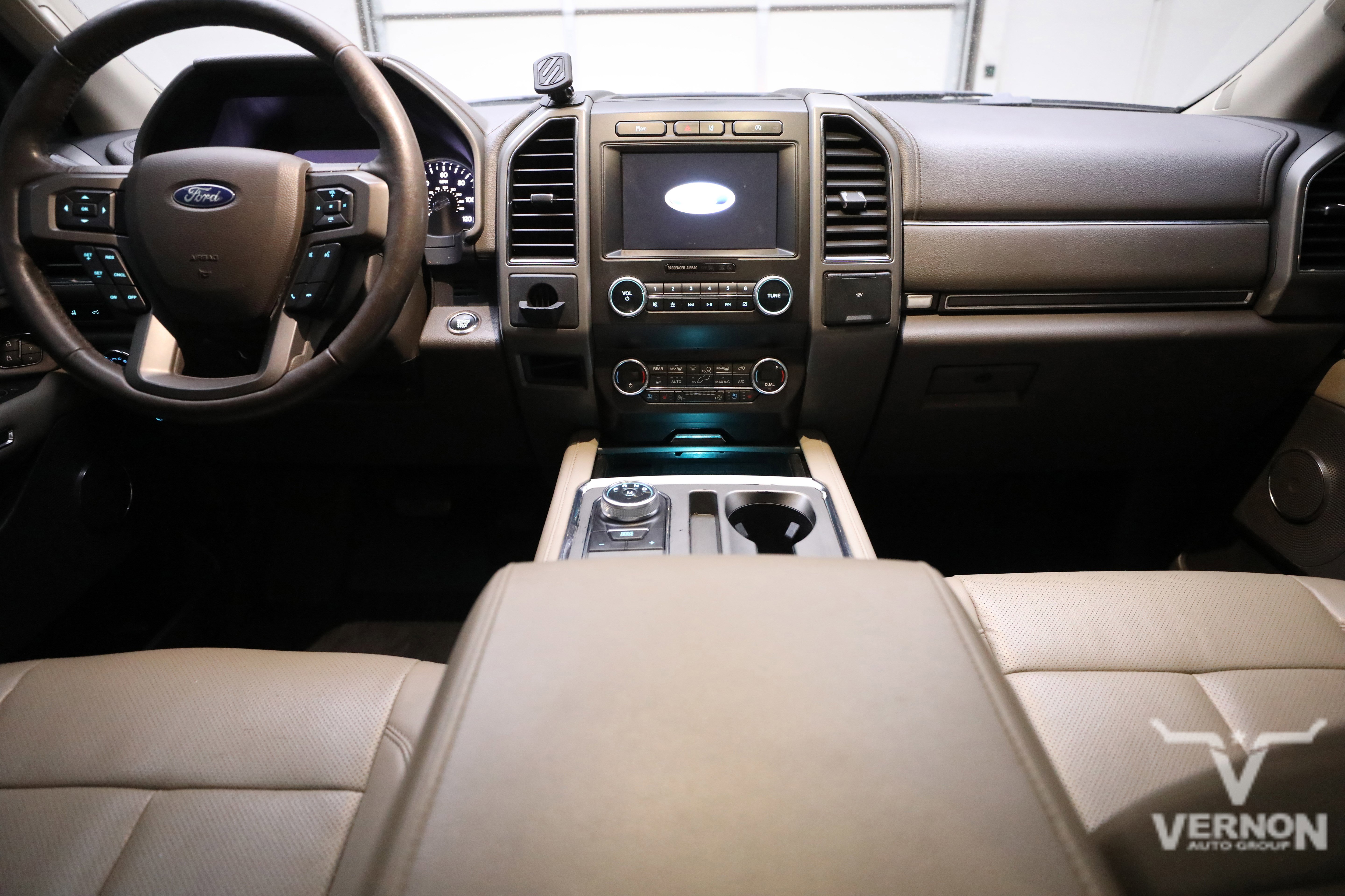 Used 2020 Ford Expedition XLT w/ Equipment Group 202A image 13