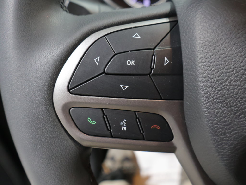 Used 2022 Jeep Cherokee Latitude Lux AWD/4WD image 34