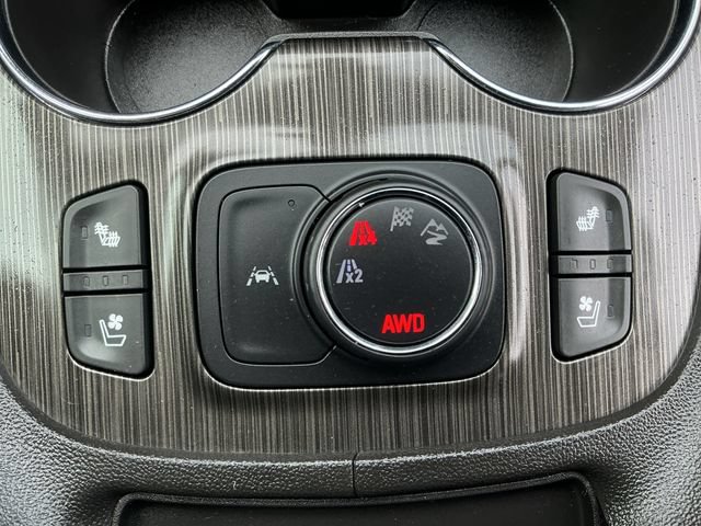 Used 2023 GMC Acadia SLT w/ GMC Pro Grade Package AWD/4WD image 26
