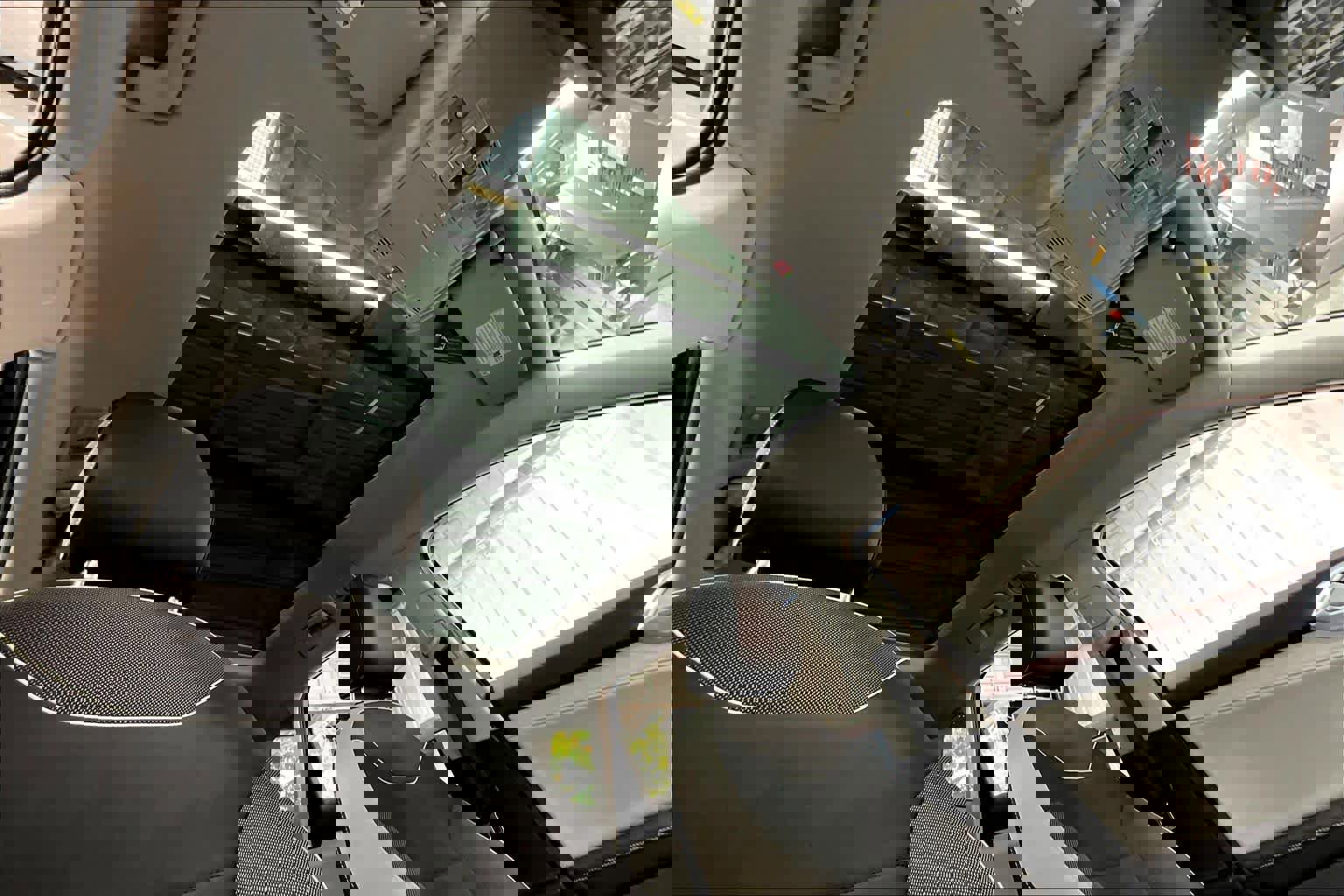 New 2026 Volkswagen Taos SE image 29