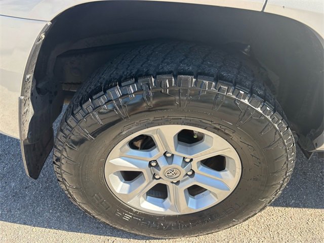 Used 2019 Toyota 4Runner SR5 Premium image 19