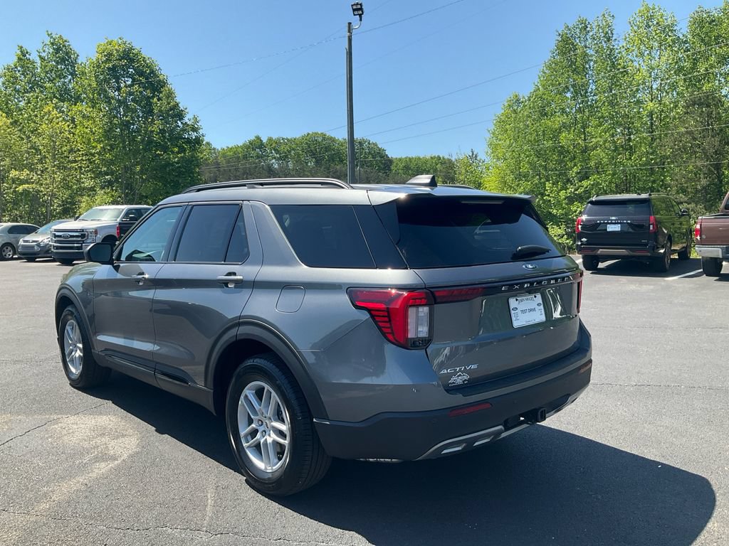 New 2026 Ford Explorer Active w/ Active Comfort Package RWD image 7