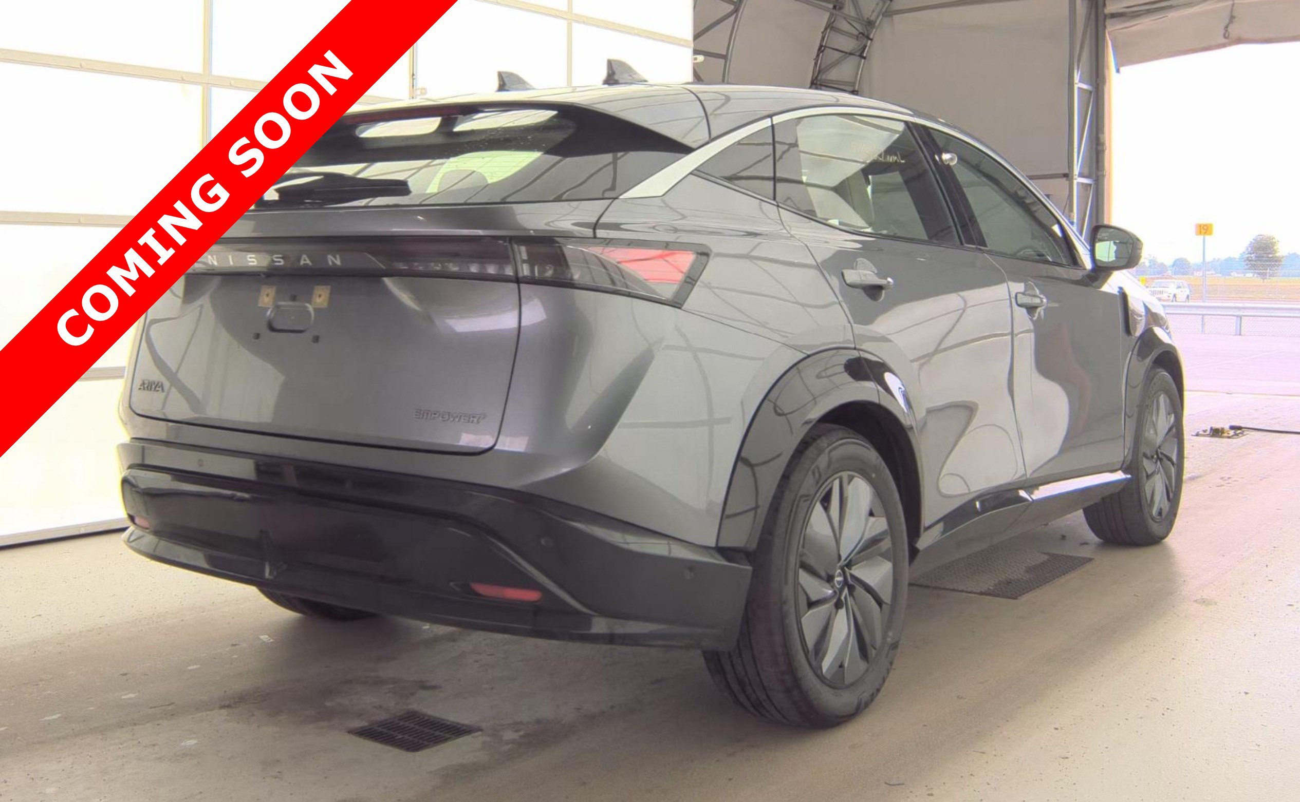 Used 2023 Nissan Ariya FWD image 4