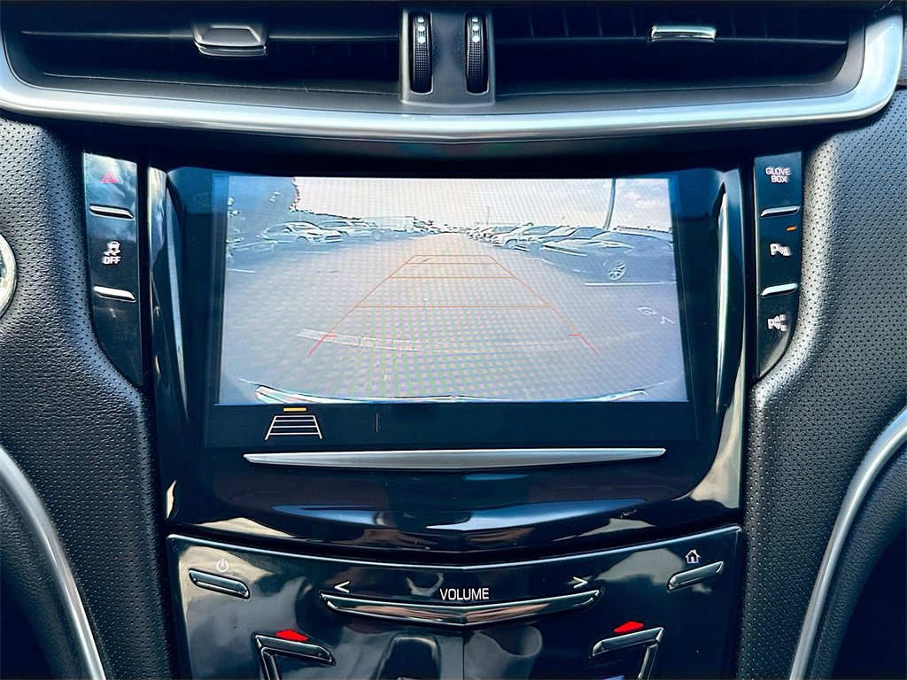 Used 2019 Cadillac XTS Luxury image 16