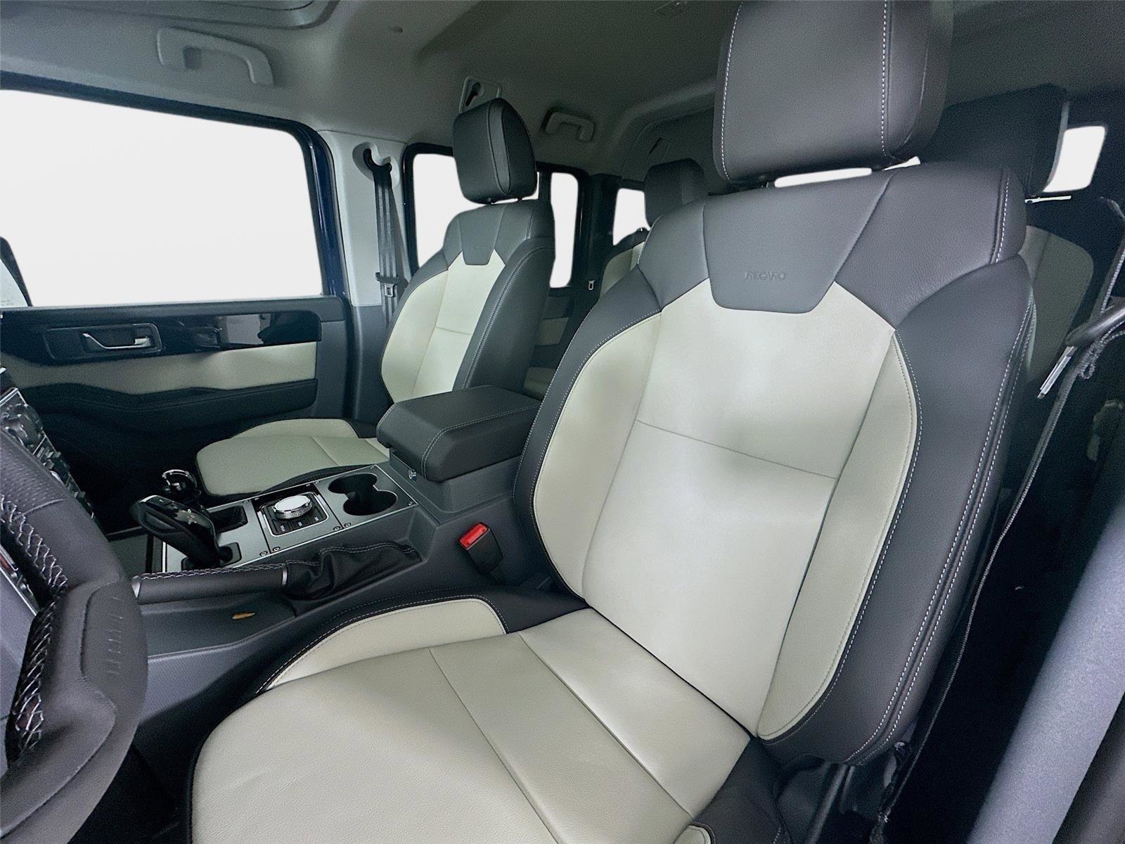 New 2025 INEOS Grenadier Fieldmaster Edition image 35