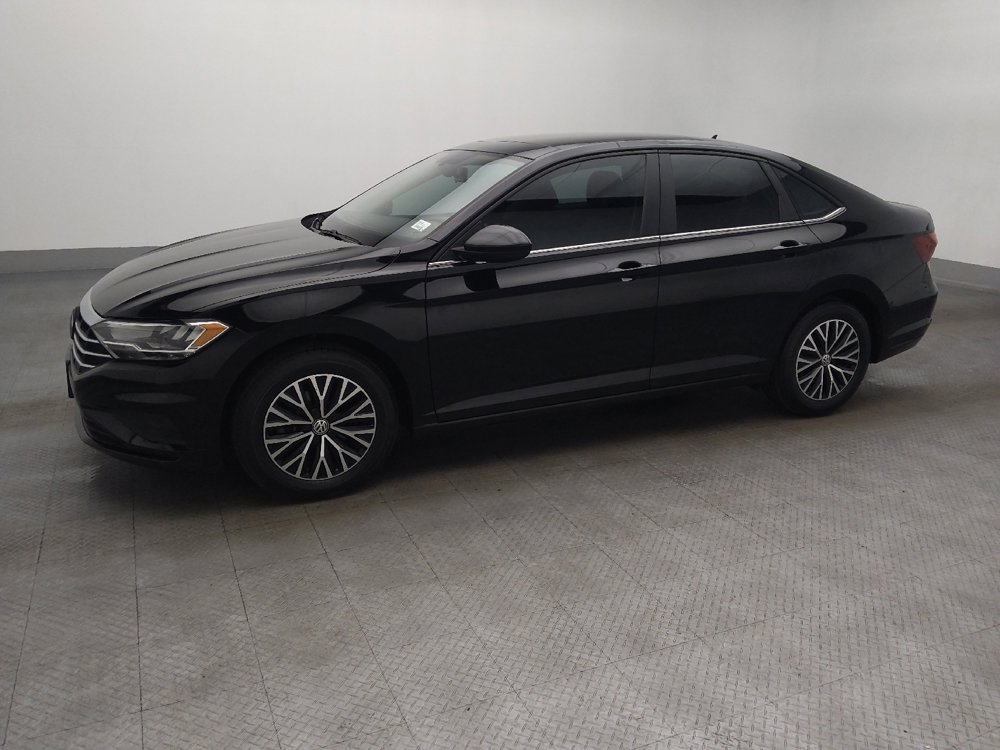 Used 2019 Volkswagen Jetta SE w/ Cold Weather Package image 2