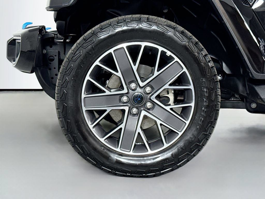Used 2024 Jeep Wrangler High Altitude AWD/4WD image 10