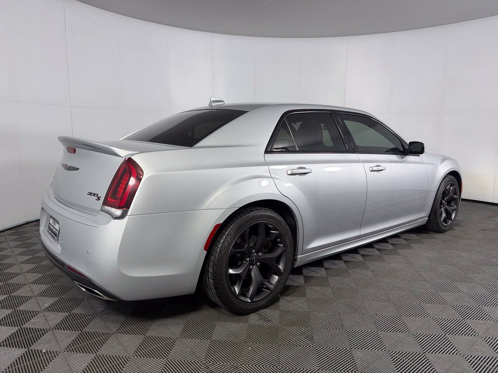 Certified 2022 Chrysler 300 S RWD image 7