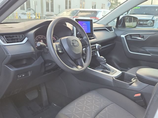 Used 2024 Toyota RAV4 XLE FWD image 10