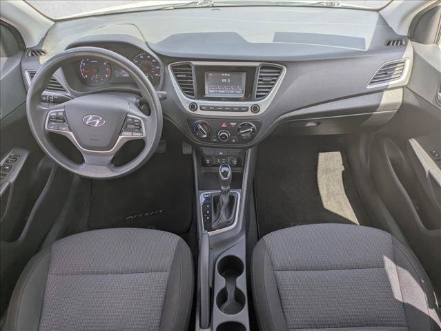 Used 2020 Hyundai Accent SE w/ Cargo Package FWD image 13