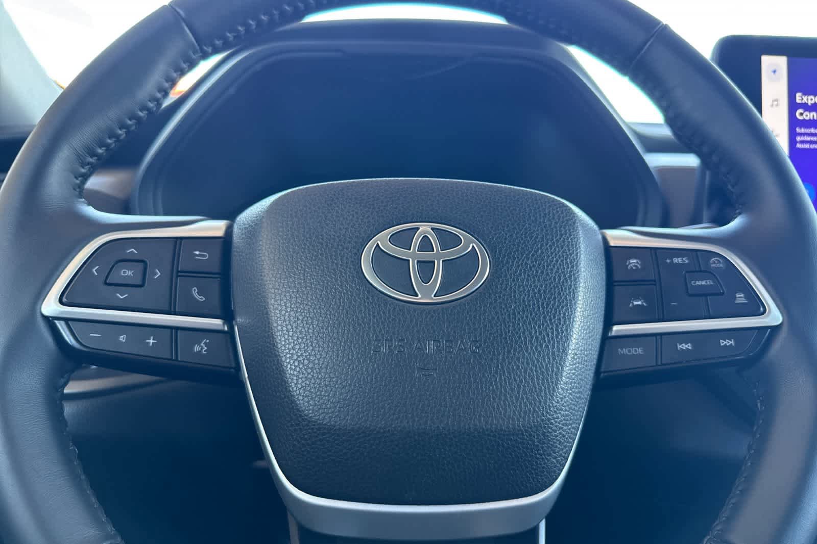 Used 2025 Toyota Grand Highlander FWD image 26