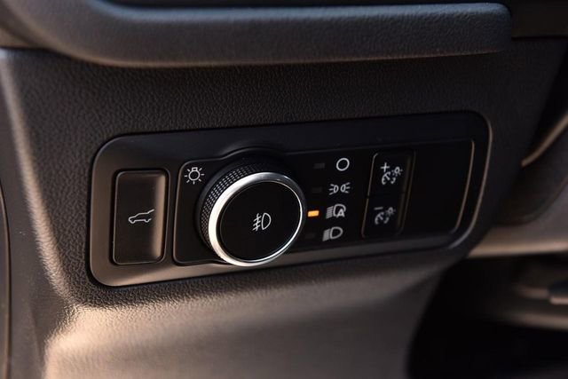Used 2023 Ford Escape ST-Line Elite image 11