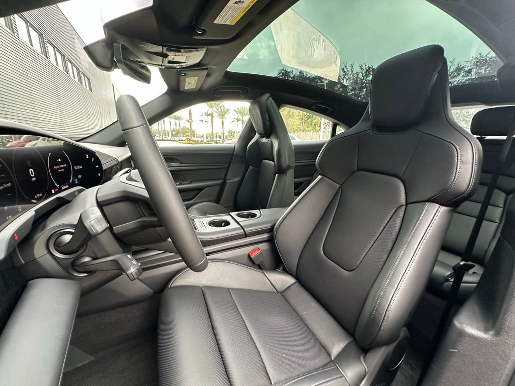 Used 2026 Porsche Taycan 4S image 5