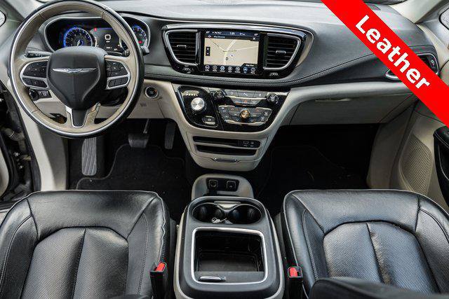 Certified 2019 Chrysler Pacifica Limited FWD image 5