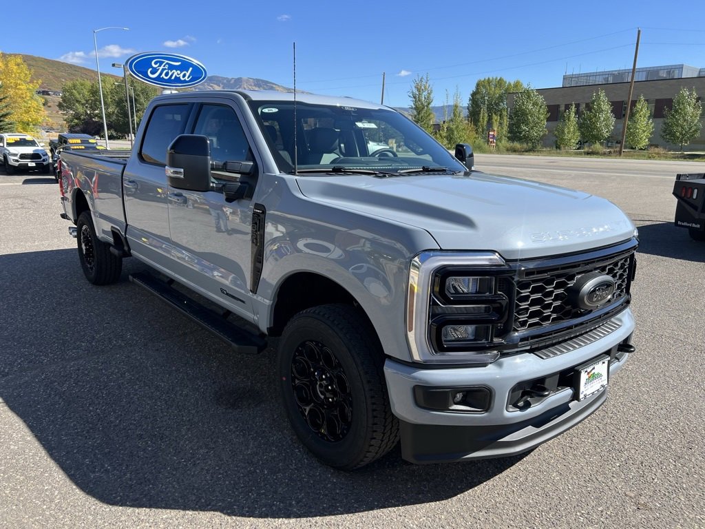 New 2026 Ford F350 4x4 Crew Cab Super Duty image 10