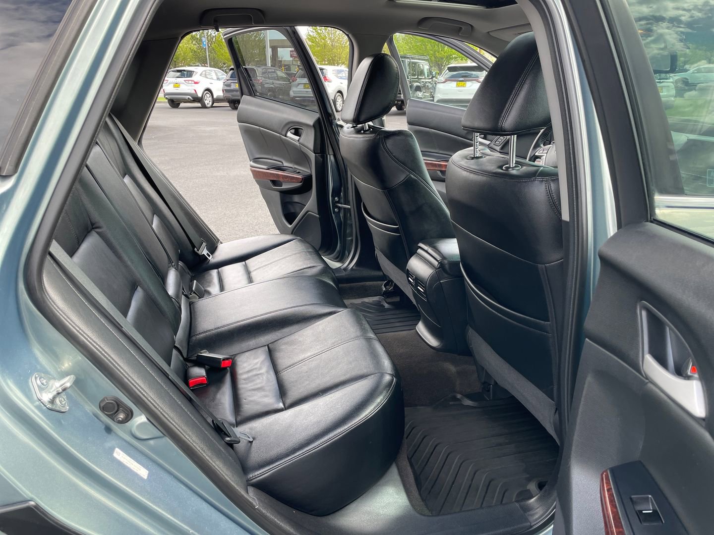 Used 2011 Honda Crosstour EX-L image 26