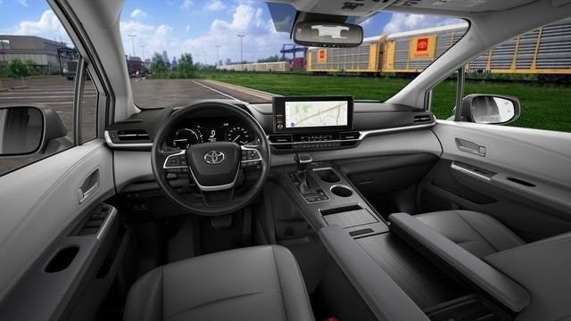 New 2026 Toyota Sienna XLE FWD image 51