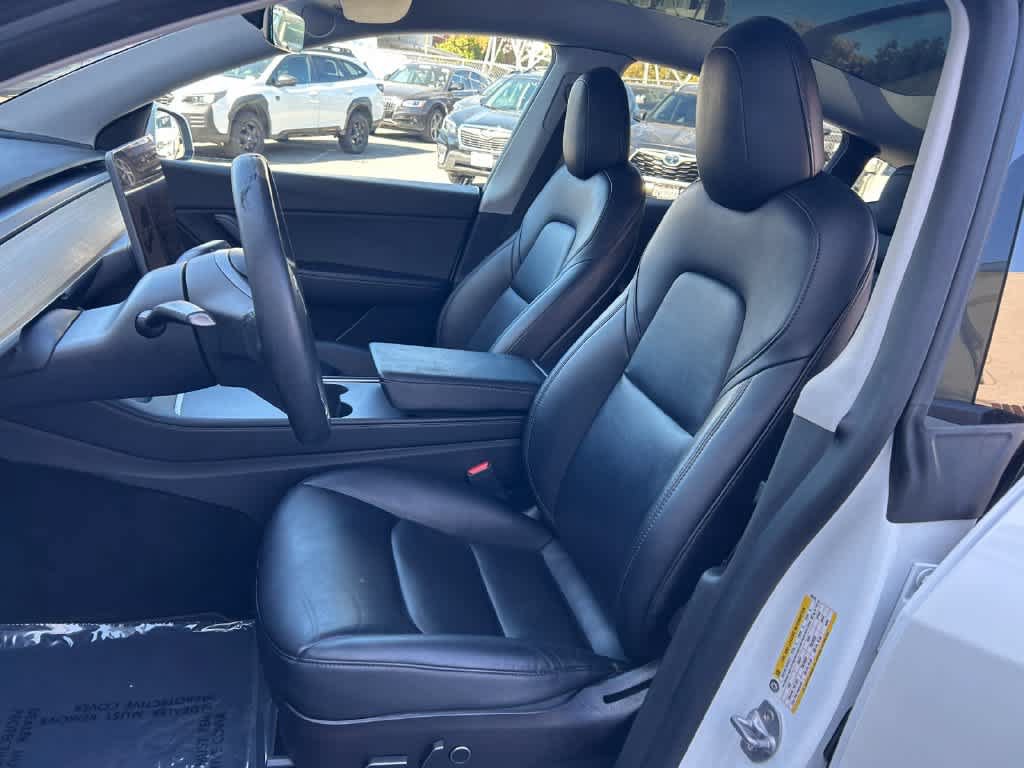Used 2021 Tesla Model Y Long Range AWD/4WD image 13