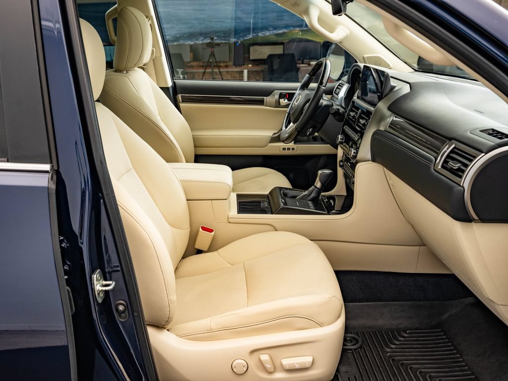 Certified 2023 Lexus GX 460 Premium AWD/4WD image 24