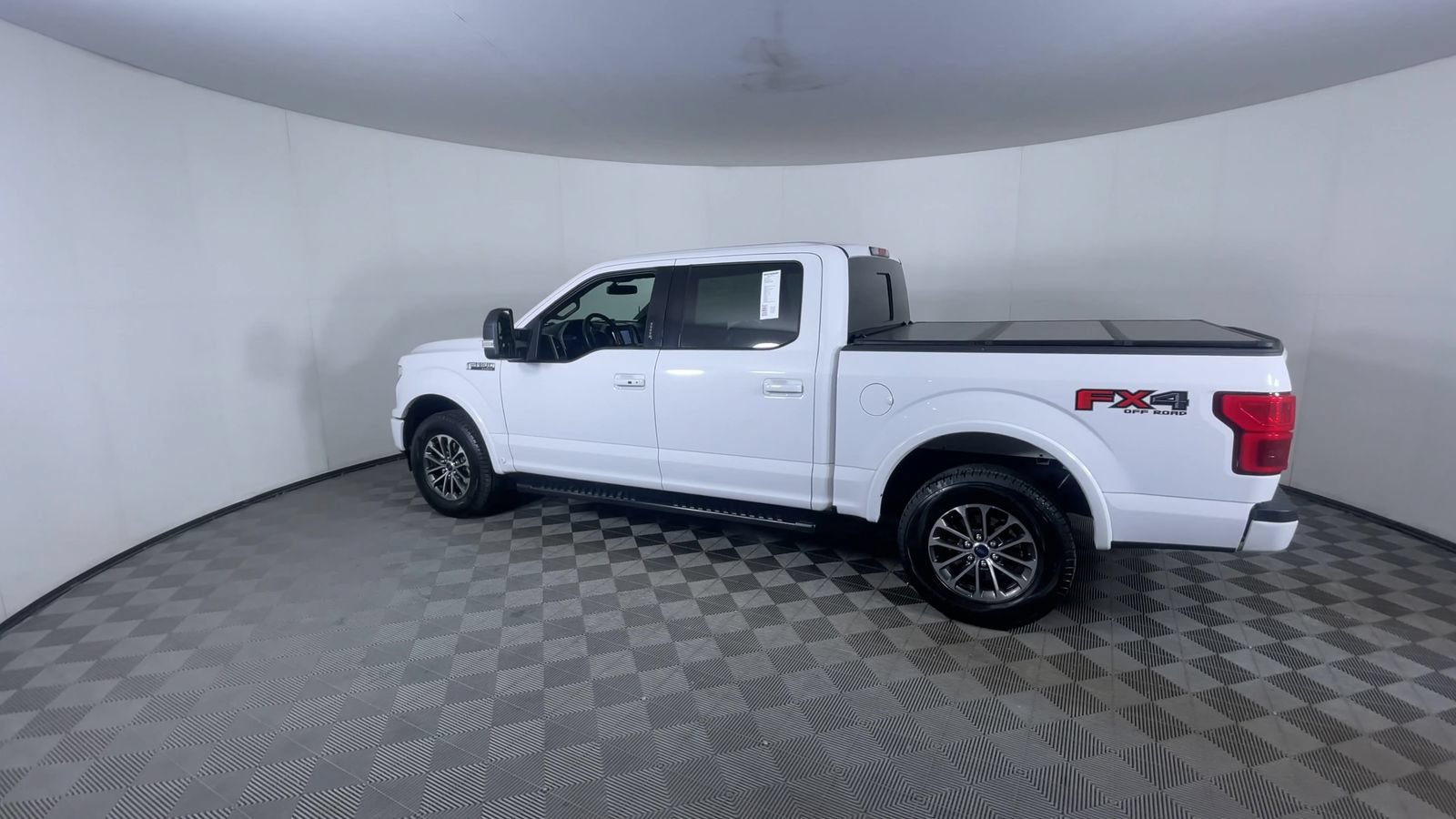 Used 2020 Ford F150 Lariat w/ Equipment Group 502A Luxury AWD/4WD image 6
