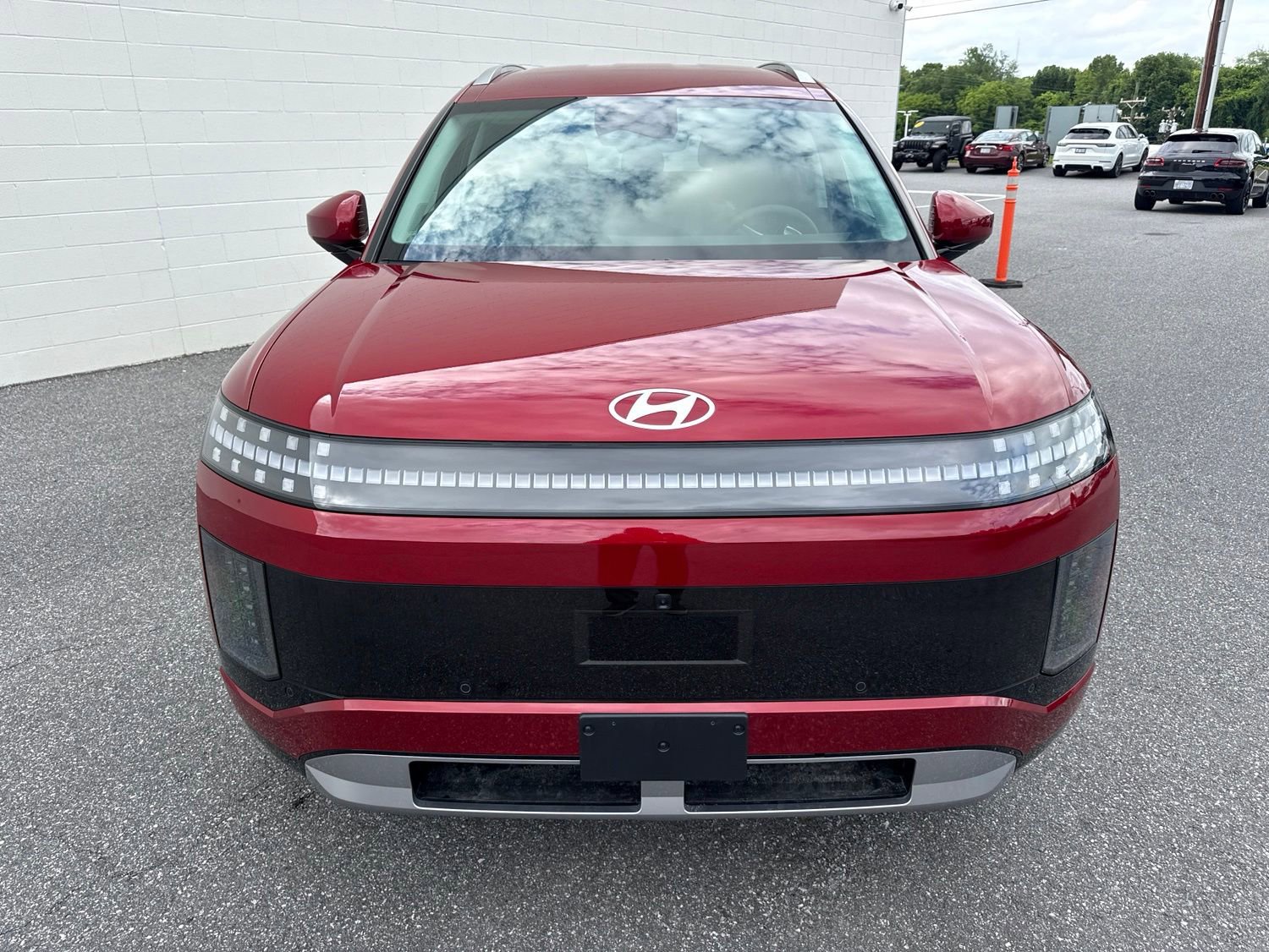 Used 2026 Hyundai Ioniq 9 SEL AWD/4WD image 2