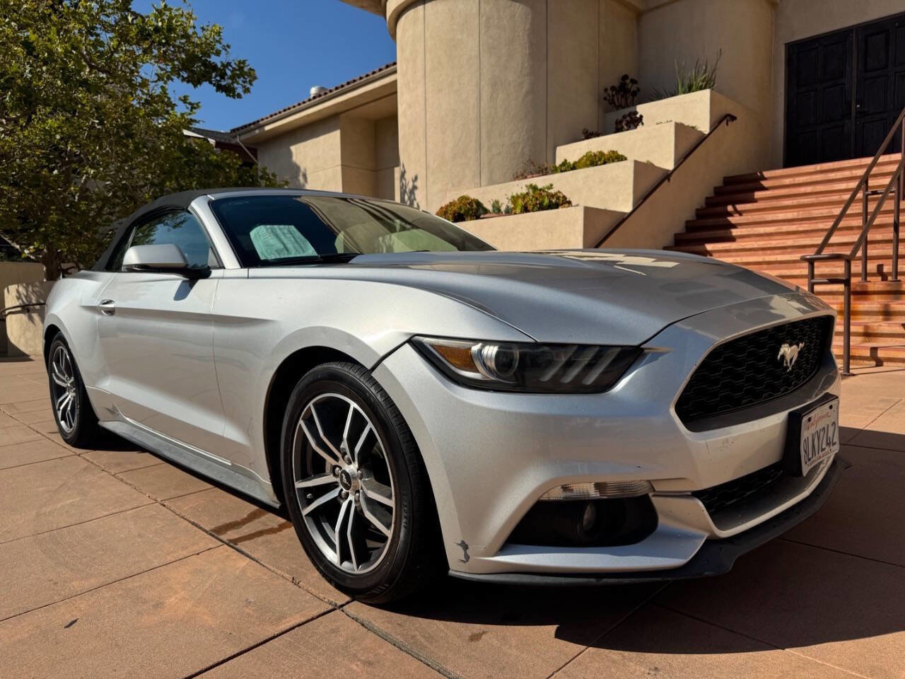 Used 2016 Ford Mustang Premium RWD image 1