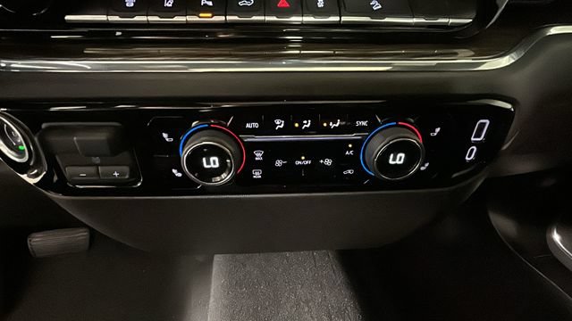 Used 2024 Chevrolet Silverado 2500 LT w/ All Star Edition AWD/4WD image 22