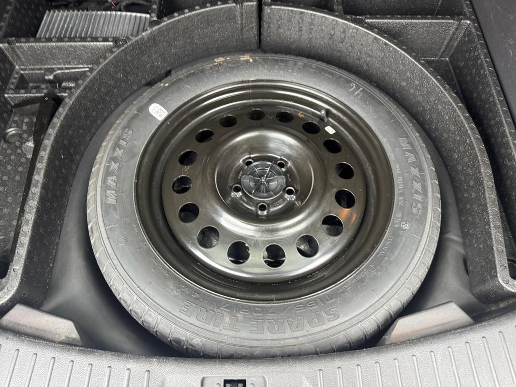 Used 2014 Ford Escape Titanium FWD image 17