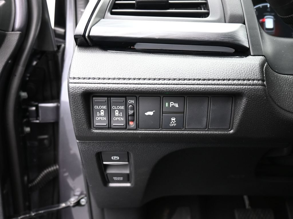 Used 2026 Honda Odyssey Elite image 19