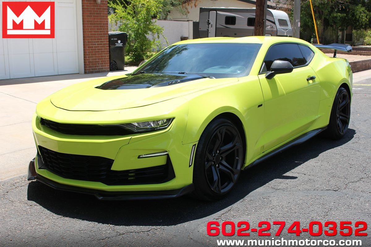 Used 2019 Chevrolet Camaro SS image 1