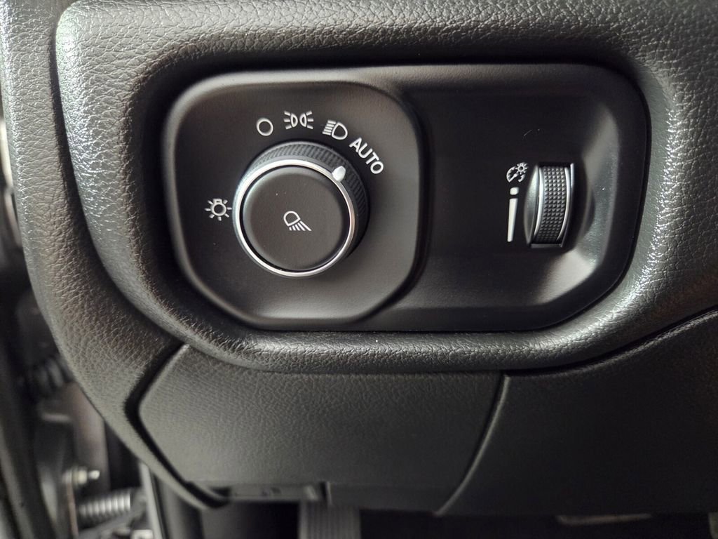 Certified 2024 RAM 2500 Tradesman w/ Safety Group AWD/4WD image 21