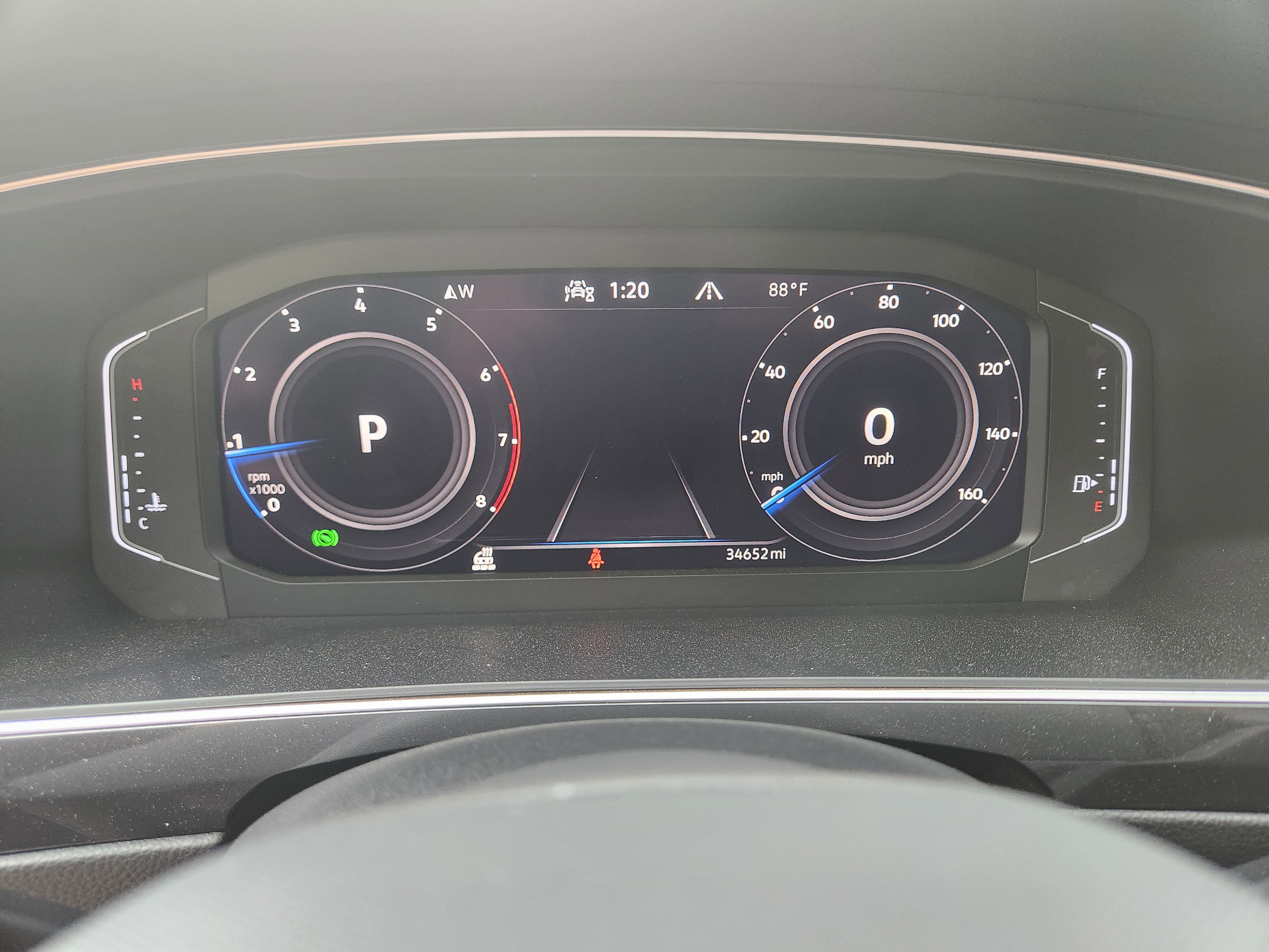 Certified 2022 Volkswagen Tiguan SEL R-Line image 11