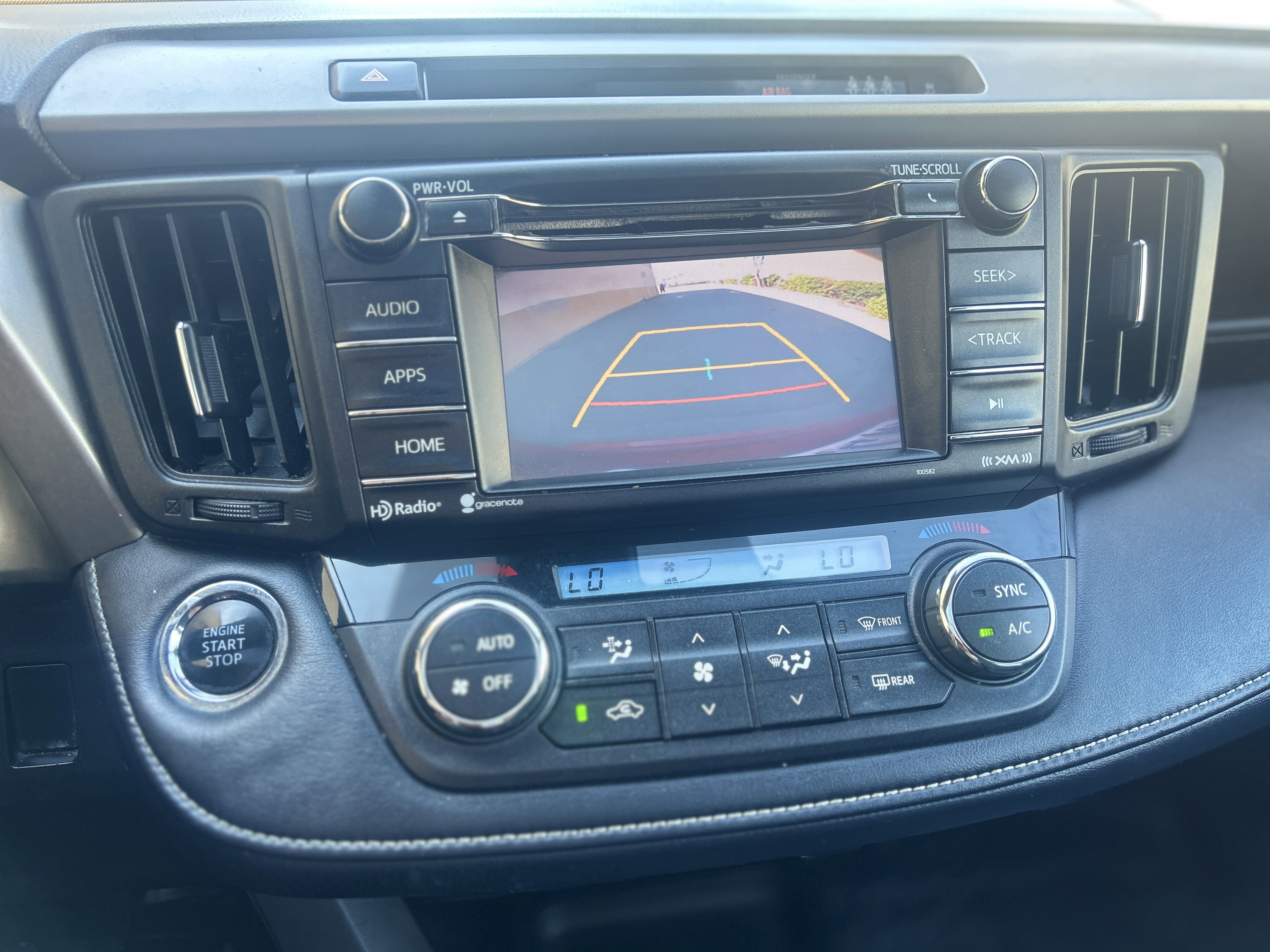 Used 2018 Toyota RAV4 Adventure image 13