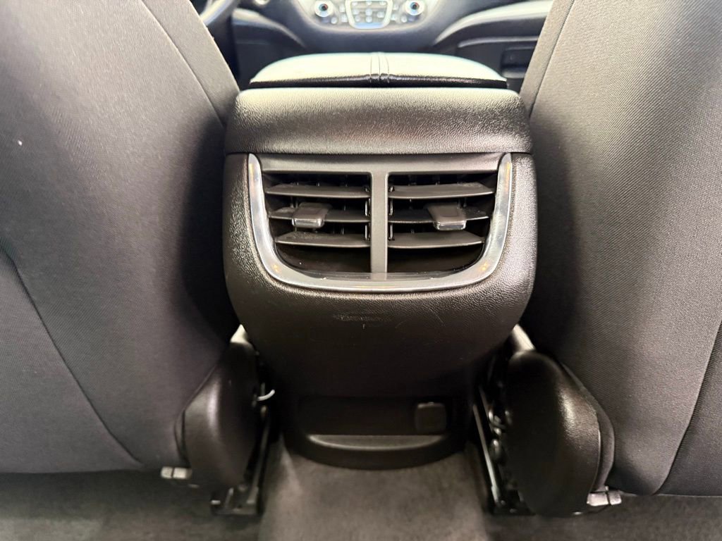 Used 2025 Chevrolet Malibu LT FWD image 27