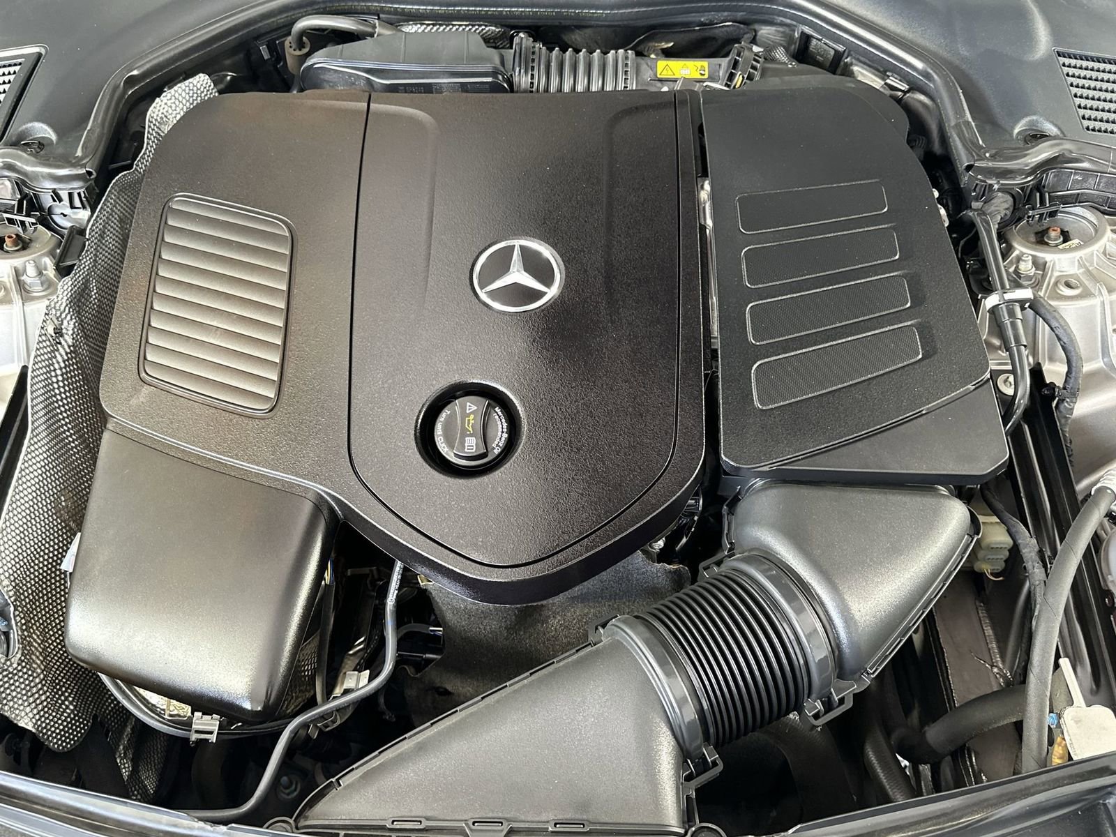 Used 2022 Mercedes-Benz C 300 Sedan image 28