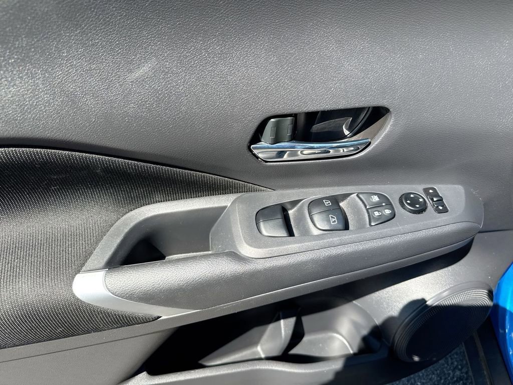 Used 2024 Nissan Kicks SV FWD image 20