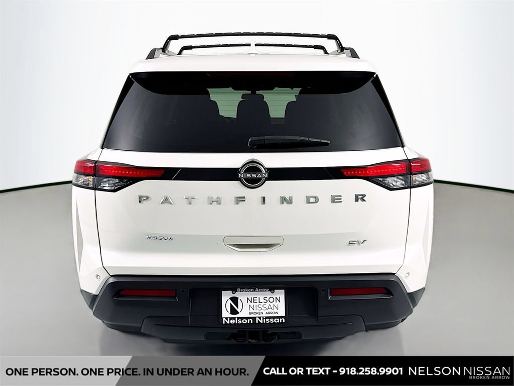 Used 2022 Nissan Pathfinder SV FWD image 6