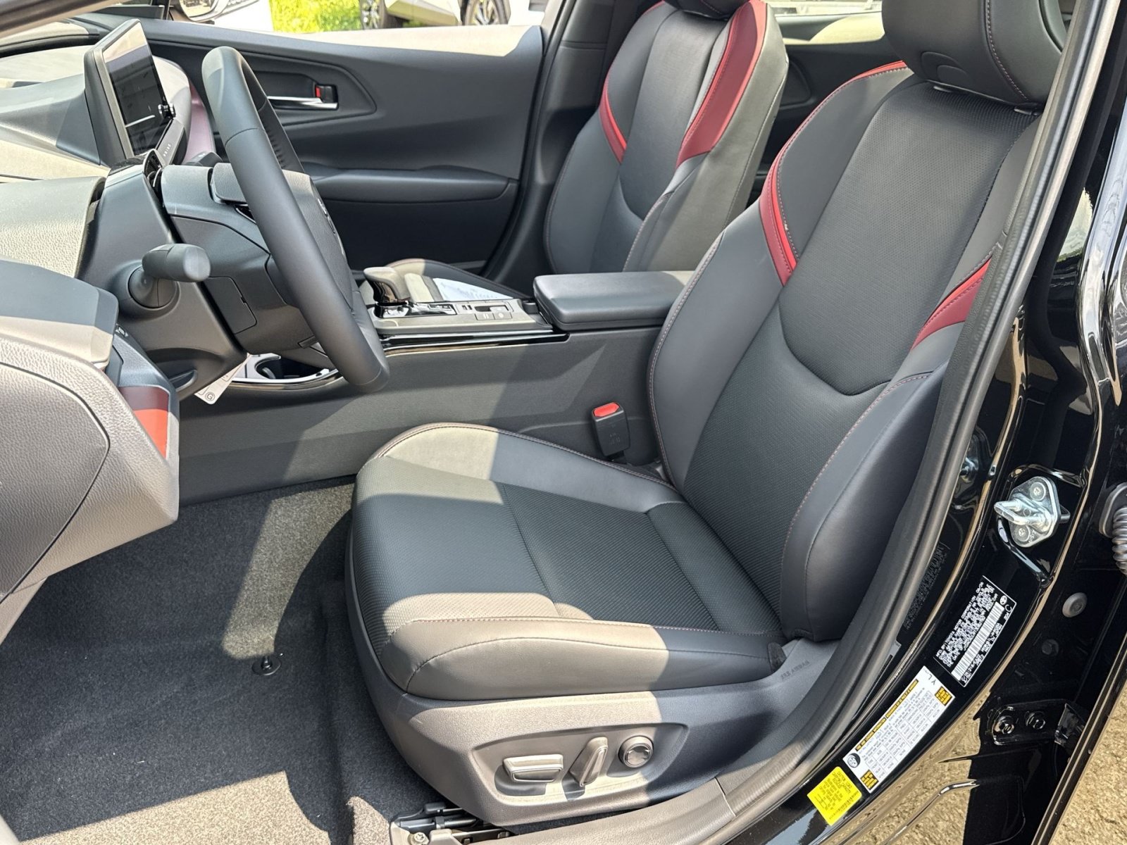 New 2026 Toyota Prius Plug-In Hybrid FWD image 21