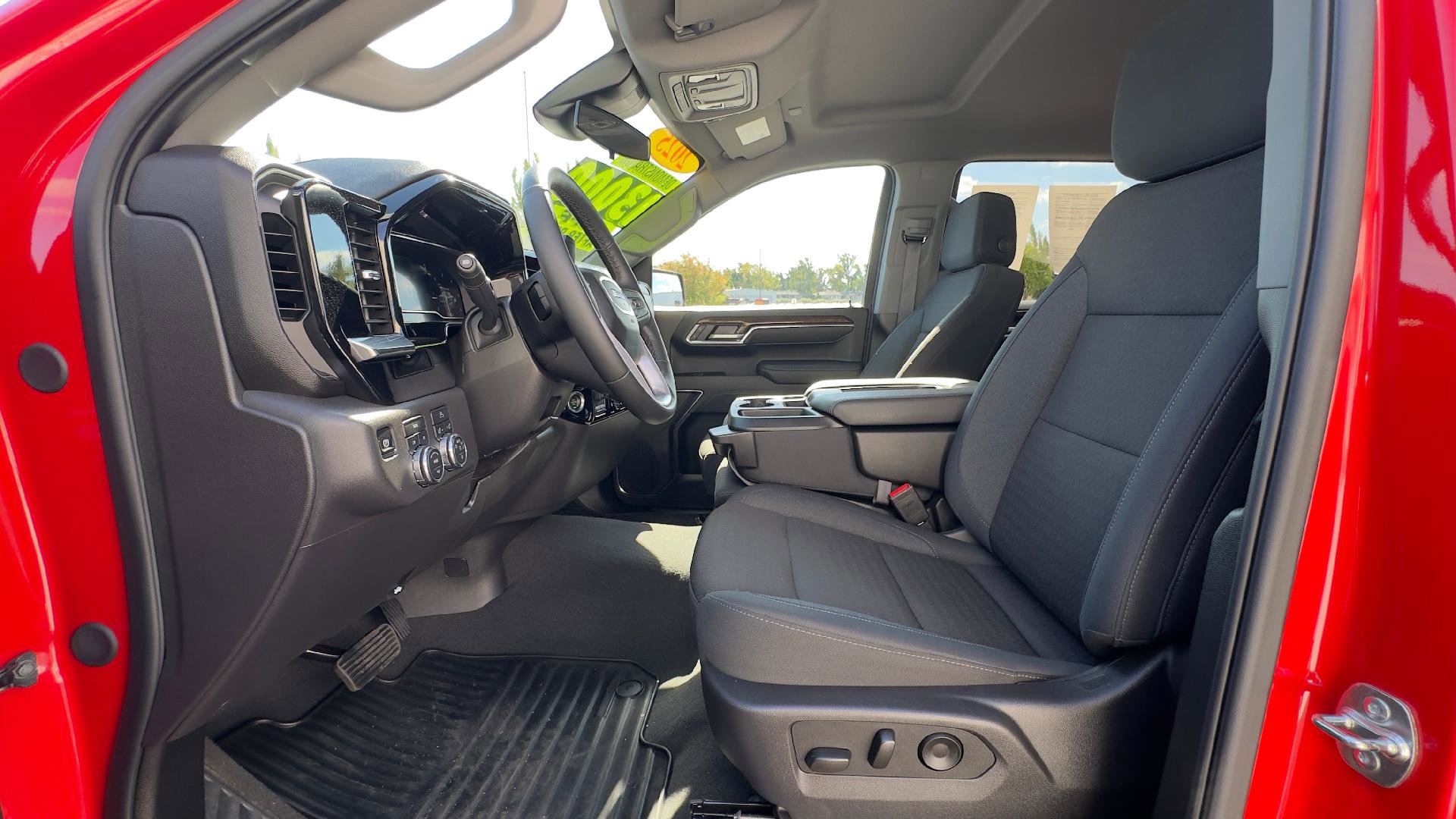 Used 2025 GMC Sierra 1500 Elevation AWD/4WD image 16