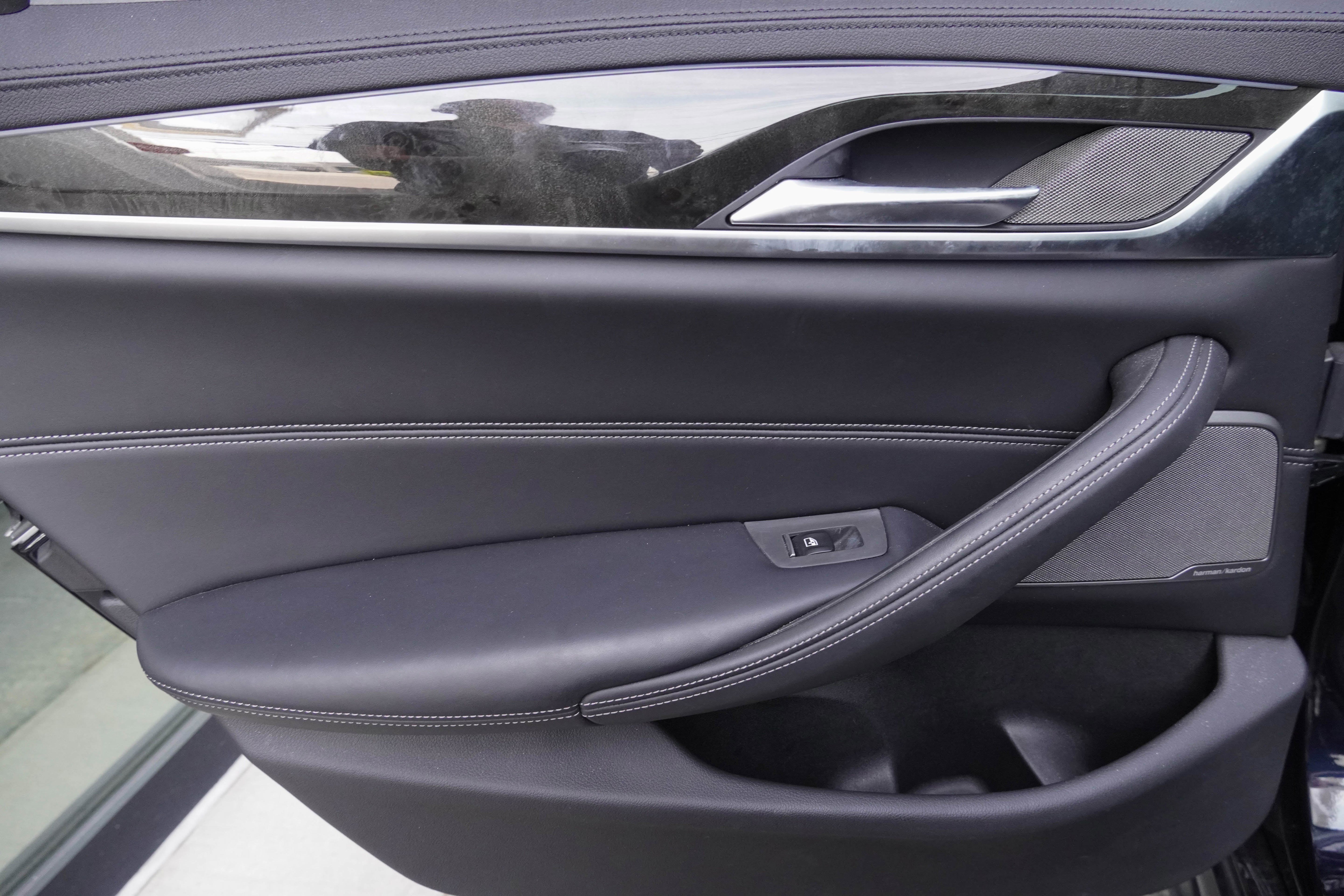 Used 2020 BMW M550i xDrive AWD/4WD image 33
