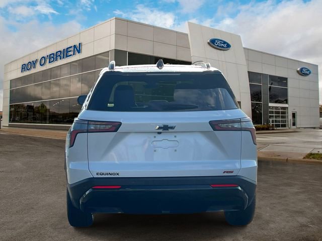 Used 2025 Chevrolet Equinox RS w/ Safety and Technology Package image 4