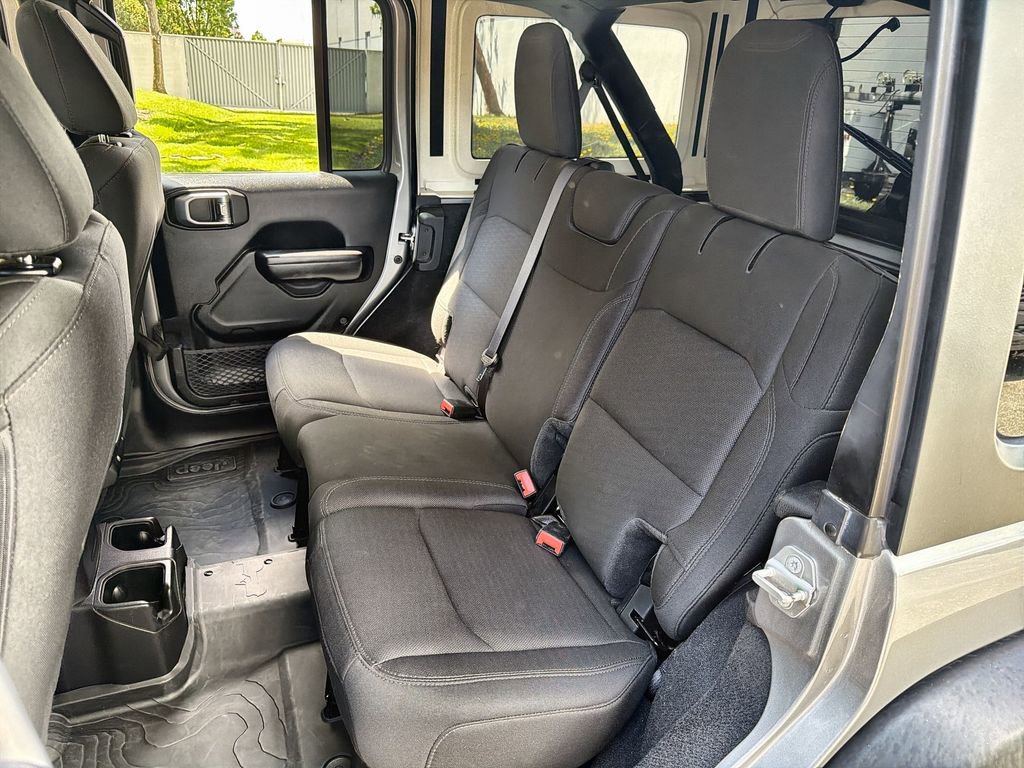 Used 2020 Jeep Wrangler Unlimited Sport S image 24