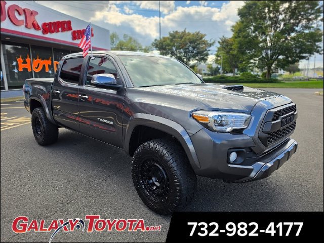 Used 2023 Toyota Tacoma TRD Sport AWD/4WD image 1