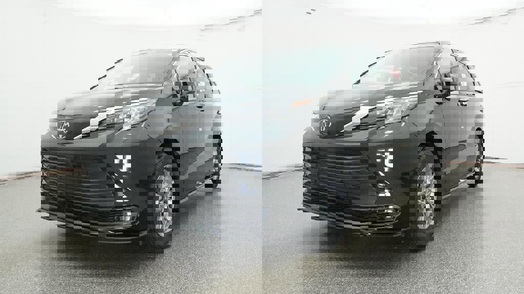 New 2026 Toyota Sienna XLE image 65