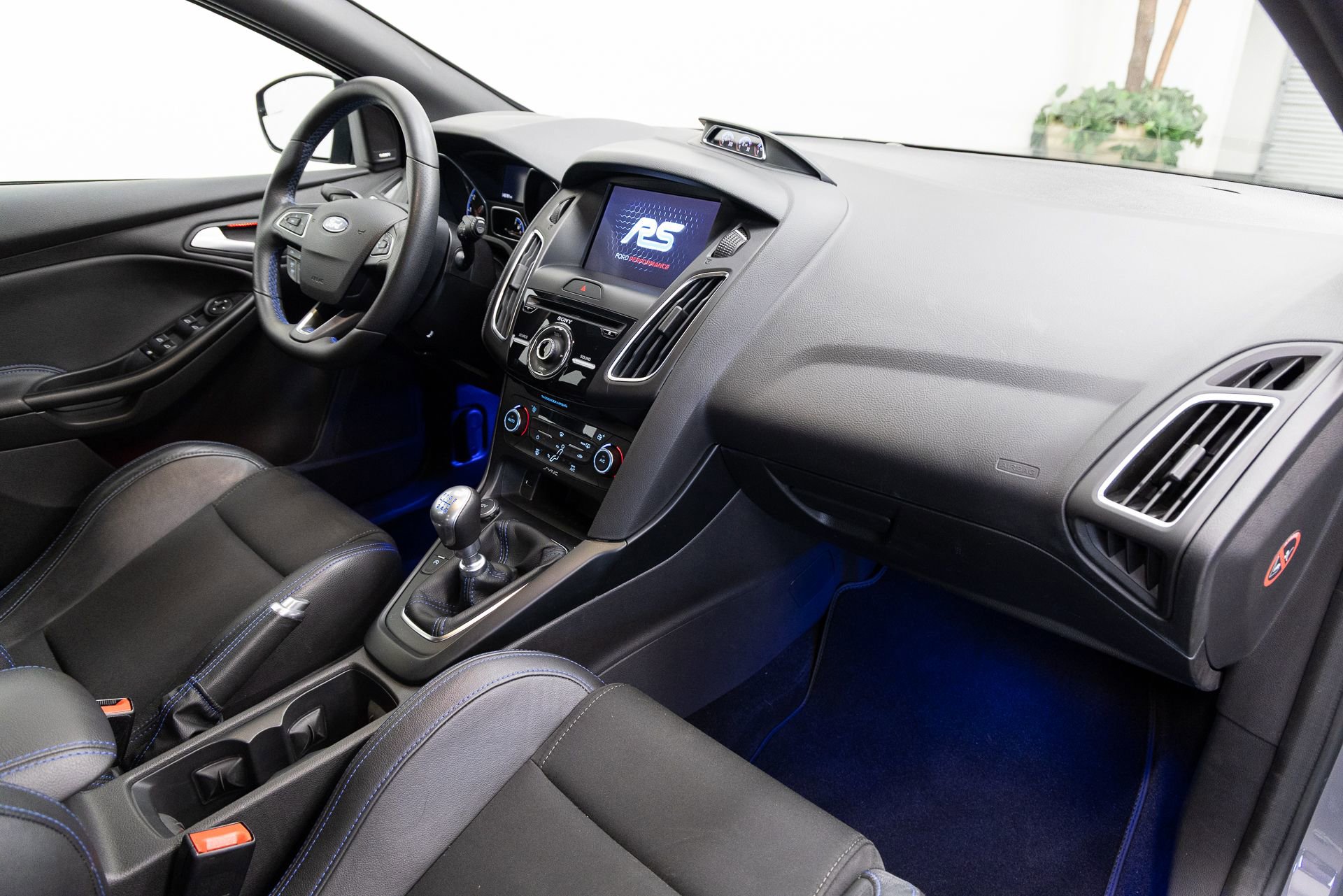Used 2017 Ford Focus RS image 13