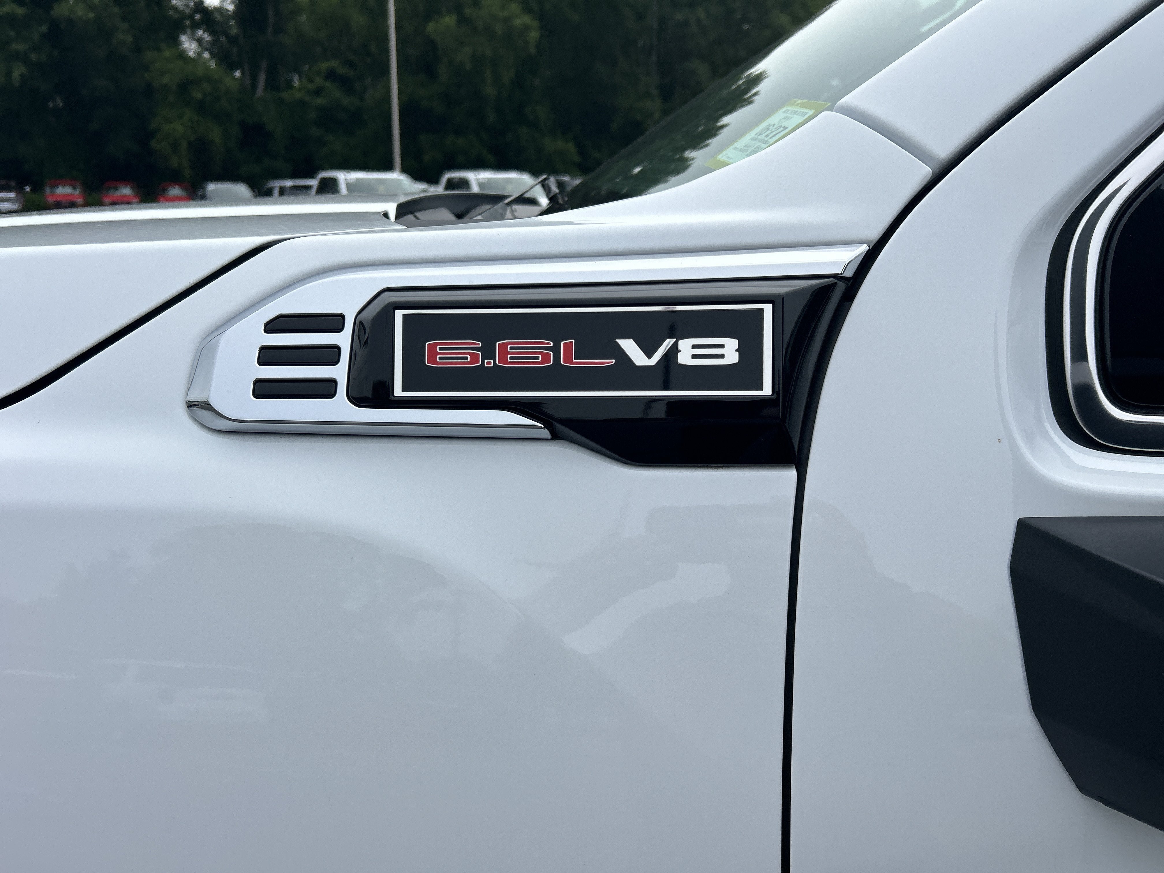 New 2026 GMC Sierra 2500 SLE w/ SLE Value Package; AWD/4WD image 4