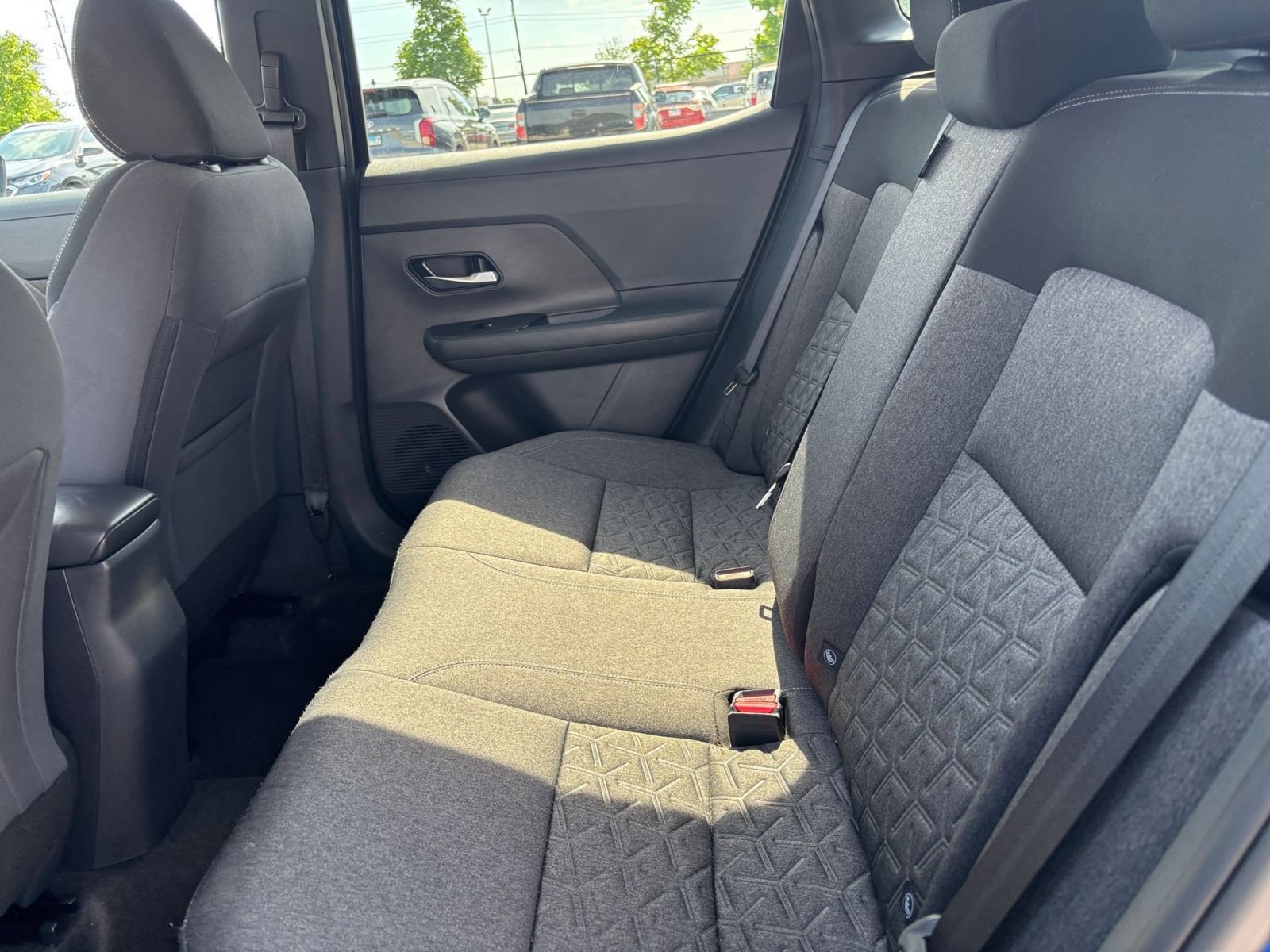 Used 2025 Nissan Kicks SV AWD/4WD image 23