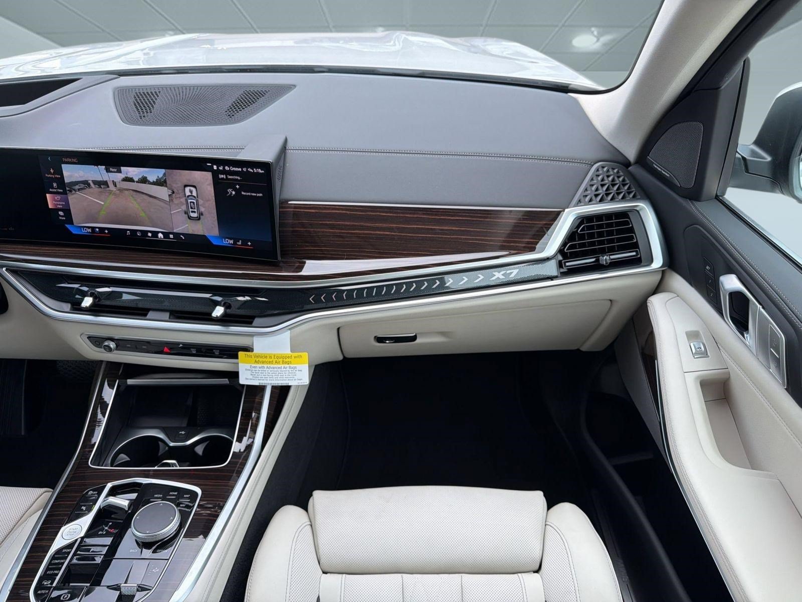 New 2027 BMW X7 xDrive40i AWD/4WD image 30