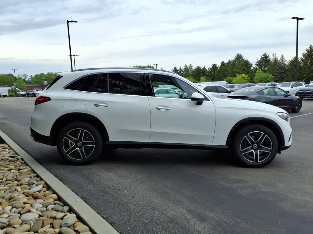 New 2026 Mercedes-Benz GLC 300 4MATIC image 7