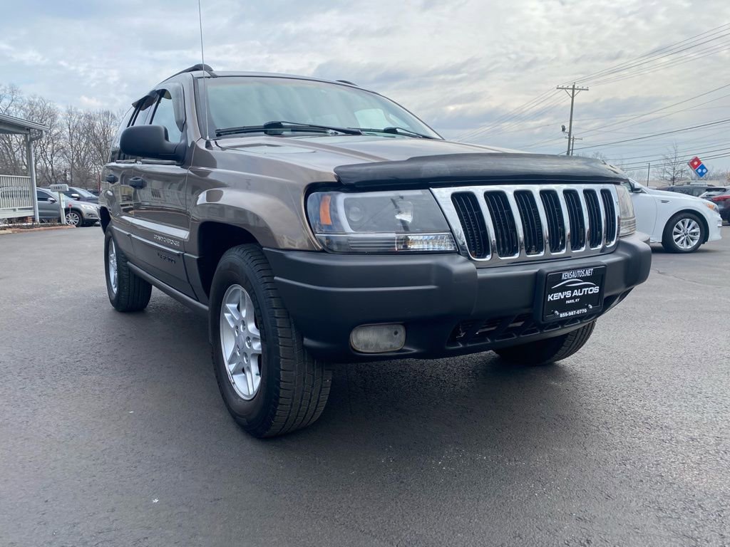 Used 2002 Jeep Grand Cherokee Laredo image 2